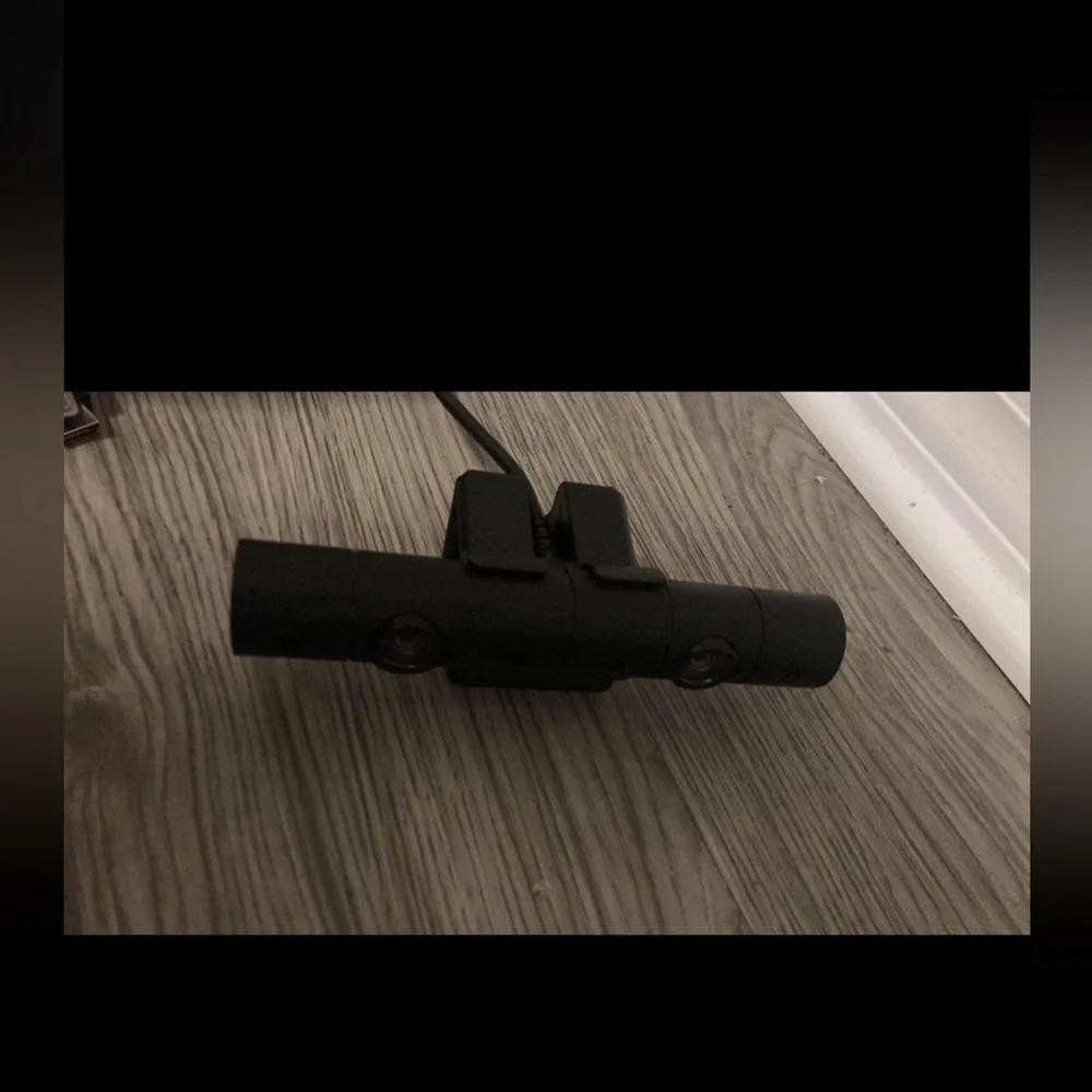SONY PLAYSTATION VR EVERYTHING INCLUDES ALL WIRING AND GET IT WELL YOU CAN